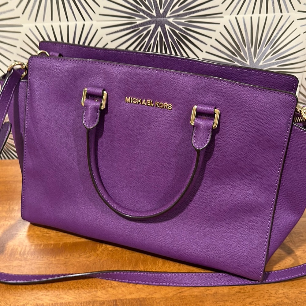 Michael Kors medium bag
